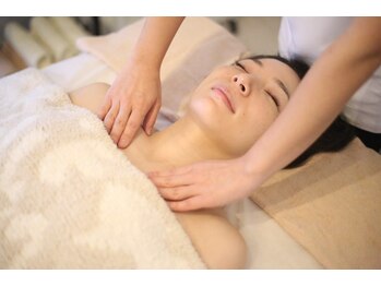 ラナン パラフューズ(Ranun's PARAFUSE.)/肩こり首こりでぐっすり睡眠♪