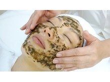 マリー エクラン/ハーブピーリング