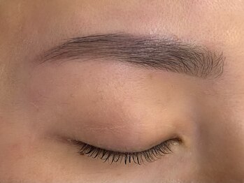 プラスアイ 銀座中央通り店/アイブロウ　担当：菅野