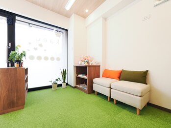 カエデ(Kaede)/待合室