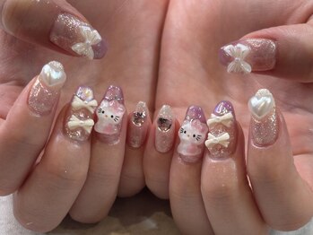 リッシュ(RICHE)/キラキラピンクネイル