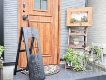 リリアン(ReLien)の雰囲気（サロン玄関前です）