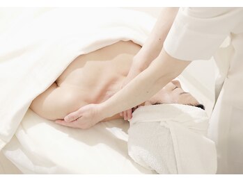 ポーラ ザ ビューティ 津田沼店(POLA THE BEAUTY)/デコルテケア　2