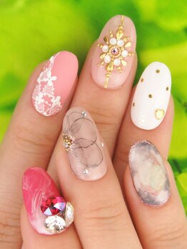 カラーズ 浜松店(colors)/ガーリー×個性派で自分らしく♪