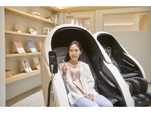 ハルメクジム(ハルメクGYM)の雰囲気(マッサージチェアも月会費内♪これだけのために通う人も!)