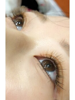 ポルトベッラ(Porto BELLA)/ボリュームラッシュ＆フラット☆