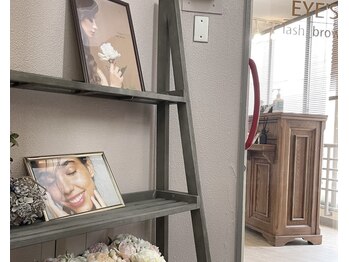 アイズ ラッシュブロウ(EYE'S lash_brows)