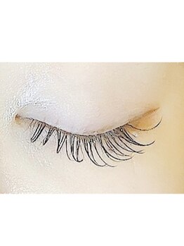 ネイルアンドまつ毛エクステ ルーナ 八王子店/フラットラッシュ80本