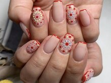 ラデック(RADECK)/刺繍ネイル