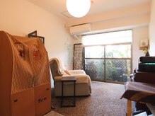 足裏施術院 なごさんの雰囲気（和モダンな店内★頑張っている自分に心から癒される時間と空間を）