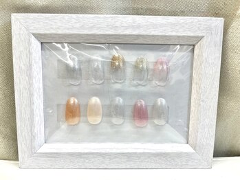 ティーエヌ TSUTAYA BOOKSTORE静岡/ナチュラルネイル、限定ラメ見本
