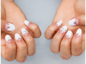 ミキュア(MICURE)/白フレンチ