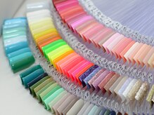 ラウレア(Laurea)/カラーが豊富