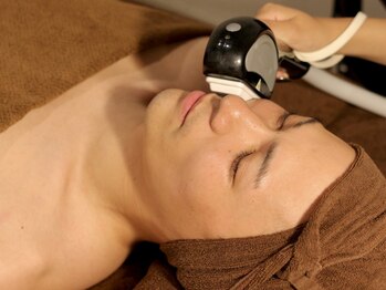 ルーナジェーナ(Luna llena)/痛みを軽減＆効果実感メンズ脱毛