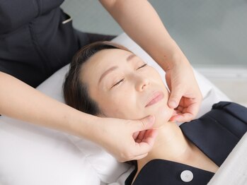 サロンフワリ(salon fuwari)の写真/口内からリフトアップを叶える話題のエステ◆リピーター続出のオーラルエステを是非fuwariでご体験ください