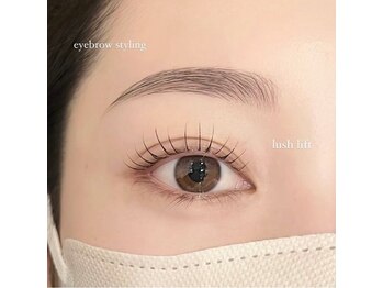 アンフルール 千葉店(Une fleur)/【ラッシュリフト×アイブロウ】