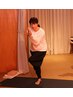 ヘッドスタンドなども挑戦します！上級者向けアドヴァンスヨガ