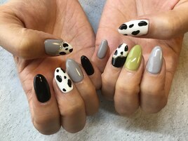 牛柄ネイル