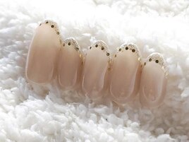 ゴールドのフレンチネイル