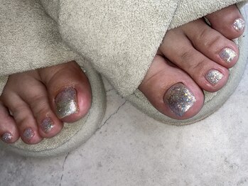 フットワンカラー