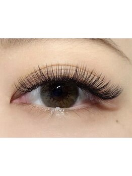 ボリュームのある目元にしたい