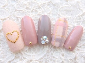 コエル(coel)/ハートチェックネイル