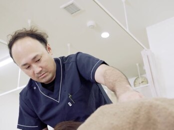 久留米鍼灸院 整骨院の写真/【骨盤矯正＋姿勢矯正（猫背矯正）¥4400】お得に本格的な施術を受けられる◎日頃の疲れを解消☆
