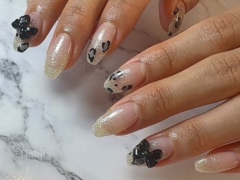 ダリア(Dahlia)/フラッシュ×ヒョウ柄