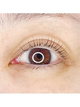 グランデアイラッシュ(grande eyelash)/次世代ラッシュリフト