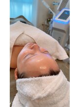 ヘアメイク エステサロン クラシカ(hairmake esthe salon clasika)/艶肌