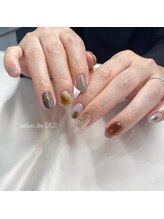 サロンドウイ(salon de OUI)/ニュアンスネイル