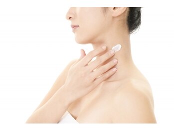 エス センダイ(S SENDAI)/紫外線強！お首の日焼けも注意！