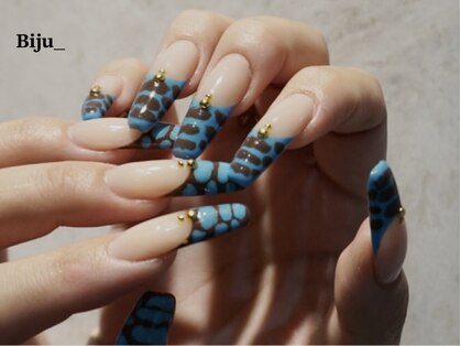 ビジュアンダー(Biju_)の写真