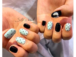 ～モノトーンドットネイル～