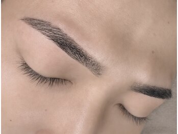 リノ(Lino)の写真/【お顔の印象は眉毛で決まる！】第一印象を決める大切な眉だからこそ、プロにお任せください♪