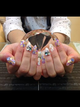 エスフィーネイルサロン ブリーユ(Esfy nailsalon Brille)/シェルネイル
