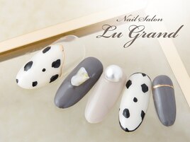 ダルメシアン柄ネイル