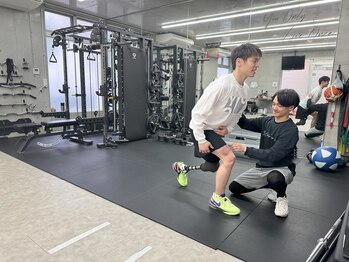 ヨロジム(YOLO GYM)/トレーニング風景