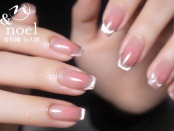 ノエル(Noel)/チークネイル×マグネットグラデ