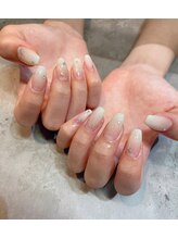 エム(em)/白グラデーション