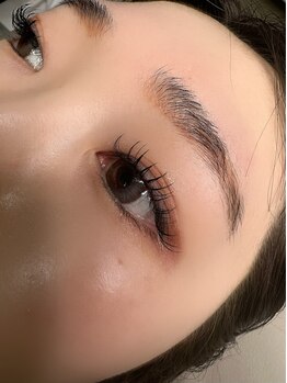 クアンク(Qunq)/タレ目デザイン