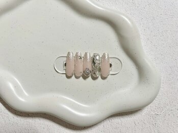 ビーネイル 名古屋志賀本通(B.nail)/韓国ワンホントレンドパーツ定額