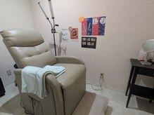 ラスル(rustle)の雰囲気（ソファー新調しました！ゆったりとした時間をお過ごし頂けます♪）