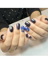 リーゾス(RISUS)/雪の結晶ブルーネイル