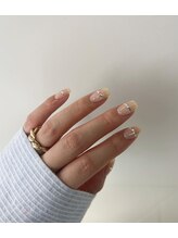 ムーイ 外苑前(mooi.)/stone