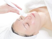 ザザ(ZAZA)の雰囲気（感じたことない肌触りをハイドラフェイシャルで）
