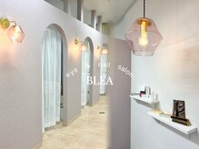 ブレア 高岡野村店(BLEA)の雰囲気（ピンクを基調とした半個室空間♪eye & nail salon）