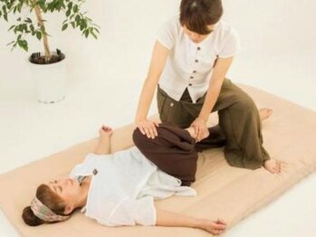 ビオエル(BIOERU)の写真/【ヘッドスパ付★タイ古式マッサージ70分5,800円】脳がα波で満たされ心身共に疲労から解放される体験を…