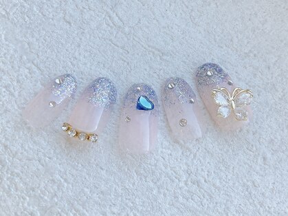 ジェムネイル(gem nail)の写真