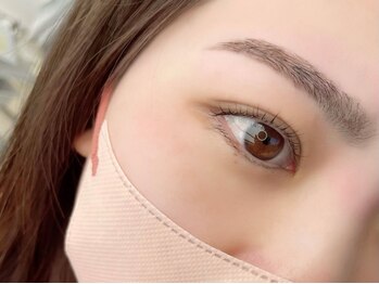 サロンメリア(salon Melia)の写真/種類豊富なまつげパーマで理想の目元に♪一人一人に合わせたご提案であなただけの美しさを引き出します！